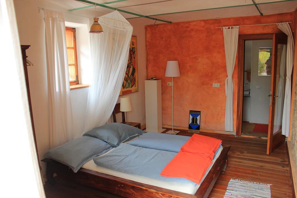 Ferienwohnungen Sonnenberg Ratsch an der Weinstraße Extérieur photo
